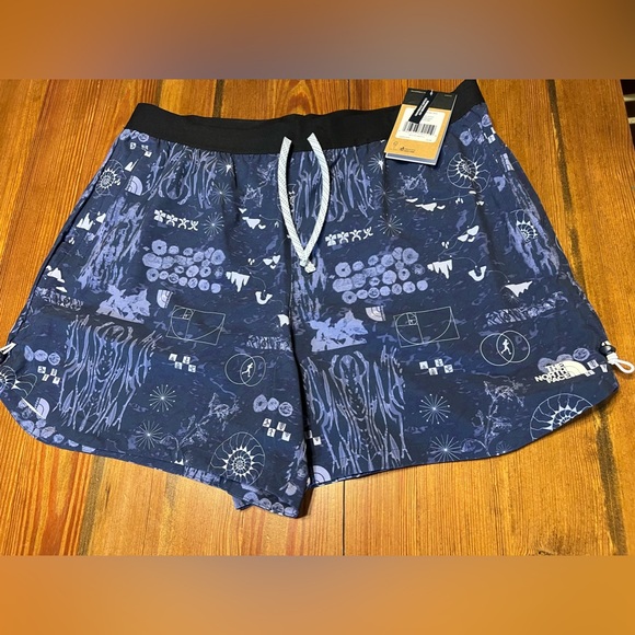 The North Face Quick Drying Women's Running‎ Shorts XXL - Picture 1 of 8